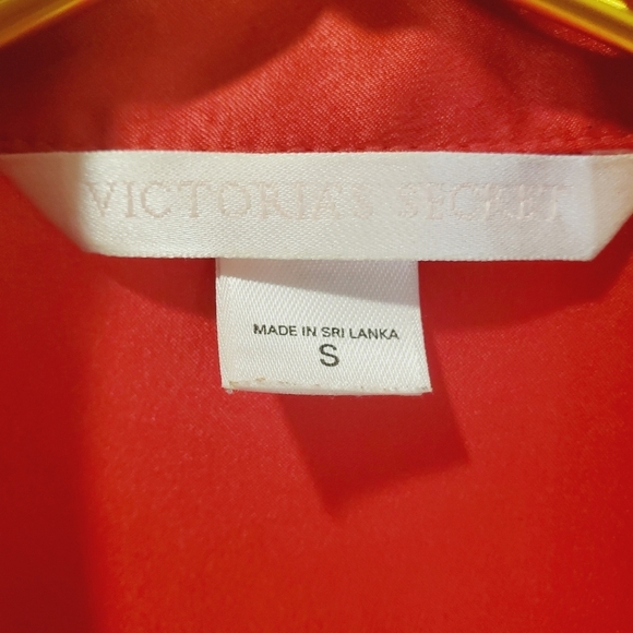 Victoria's Secret red bottom down pijama Top size S - Picture 5 of 7
